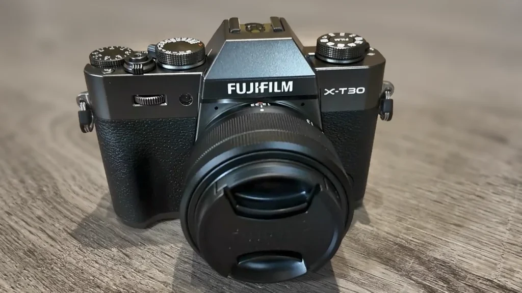 FujiFilm X-T30 III & 13–33 Lens