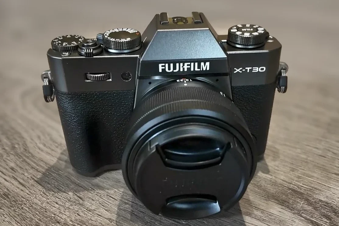 FujiFilm X-T30 III & 13–33 Lens